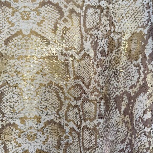 Bar III Metallic Gold Snakeskin Short Sleeve Crop Top Size XS - Picture 3 of 9